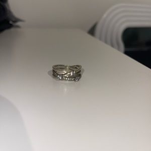 Pandora ring